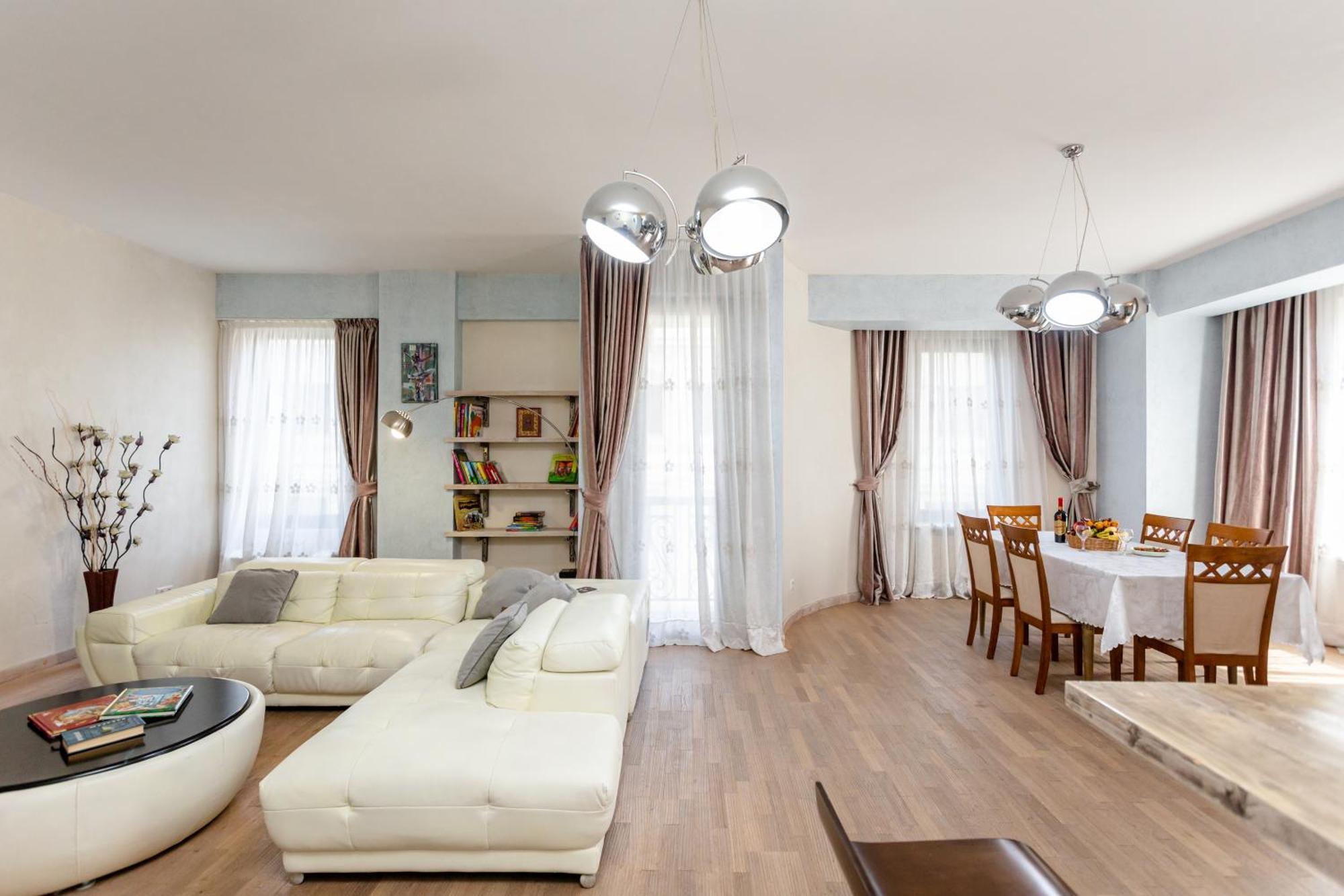 Harmony Place L Tbilisi Eksteriør bilde